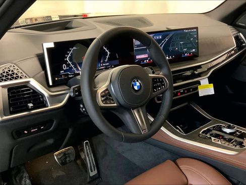 New 2026 BMW X5 xDrive40i w/ Executive Package AWD/4WD image 8