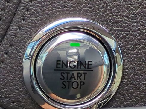 Used 2020 Lincoln Continental Reserve w/ Luxury Package image 29