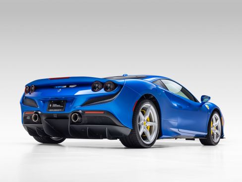 Certified 2021 Ferrari F8 Tributo RWD image 13