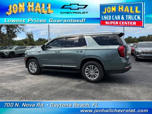 Used 2023 GMC Yukon SLT w/ SLT Premium Package AWD/4WD image 5