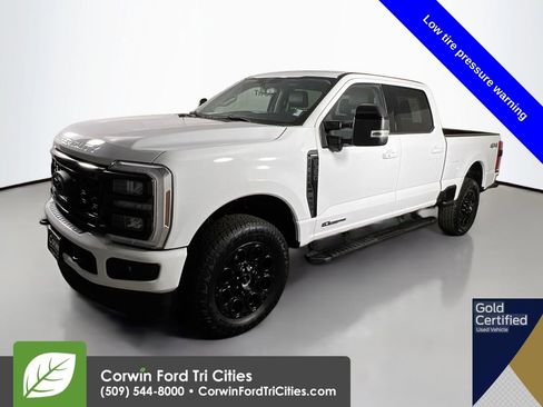 Used 2026 Ford F350 Lariat w/ Black Appearance Package AWD/4WD image 5