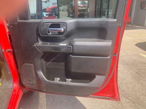Used 2022 GMC Sierra 2500 Pro w/ Convenience Package AWD/4WD image 9