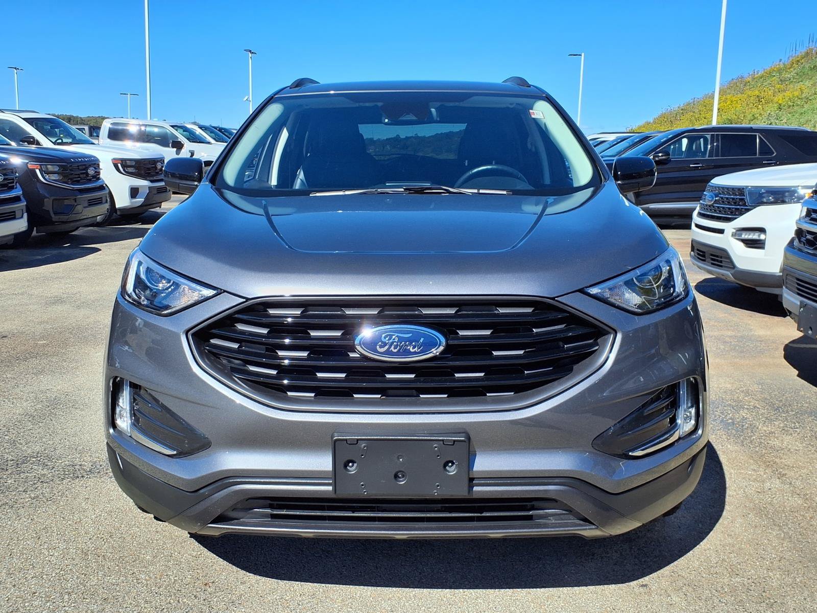 Certified 2024 Ford Edge SEL w/ Sport Appearance Package AWD/4WD image 2