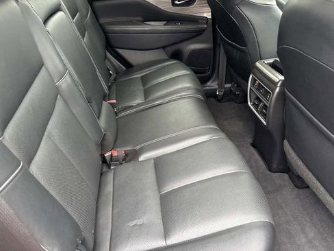 Used 2018 Nissan Murano SL w/ Moonroof Package image 22