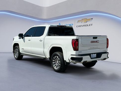 Used 2023 GMC Sierra 1500 AT4 w/ AT4 Premium Package AWD/4WD image 3