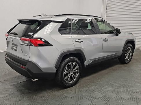 Used 2025 Toyota RAV4 XLE Premium AWD/4WD image 9