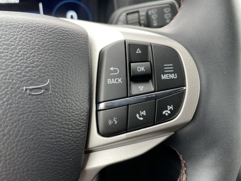 New 2026 Ford Explorer Active w/ Active Comfort Package RWD image 16