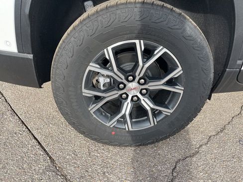 New 2026 GMC Acadia AT4 w/ Super Cruise Package AWD/4WD image 6