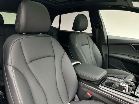 Used 2026 Audi Q8 Premium Plus AWD/4WD image 18