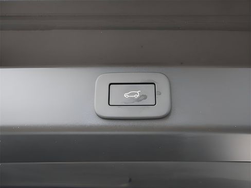 New 2025 Land Rover Range Rover Sport Dynamic SE image 22