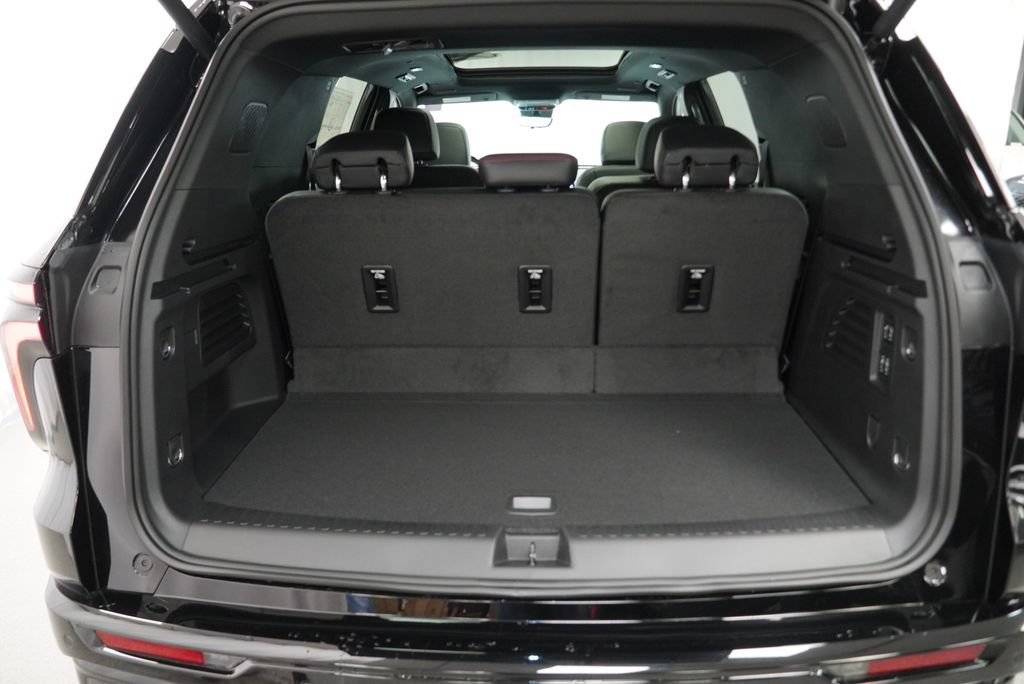 New 2027 Chevrolet Traverse RS AWD/4WD image 26