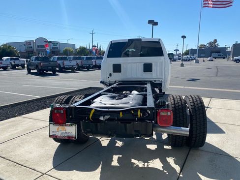 New 2025 RAM 5500 Tradesman AWD/4WD image 6