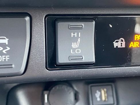 New 2025 Toyota RAV4 XLE image 22