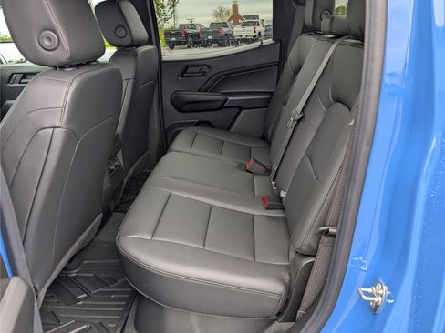 New 2026 Chevrolet Colorado Trail Boss AWD/4WD image 9