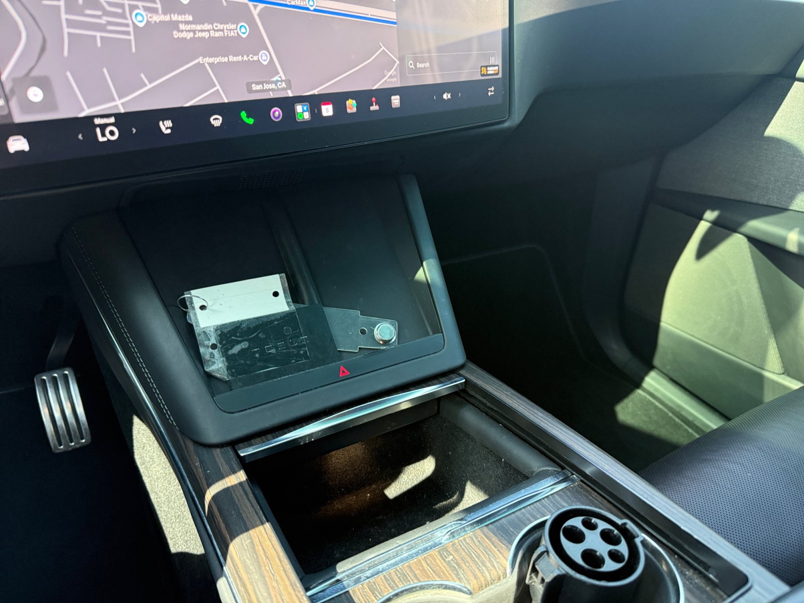 Used 2022 Tesla Model X AWD/4WD image 13