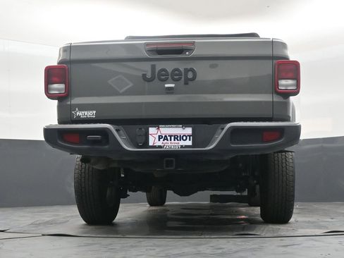 Used 2021 Jeep Gladiator Sport AWD/4WD image 36