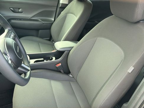 Certified 2025 Hyundai Kona SE AWD/4WD image 14