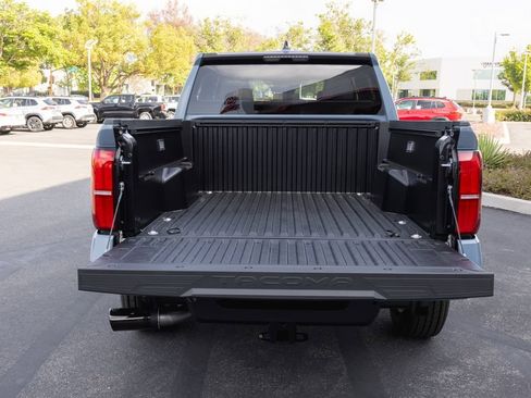 New 2026 Toyota Tacoma SR5 RWD image 7