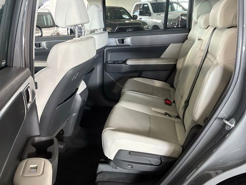 Used 2026 Hyundai Santa Fe SEL FWD image 13