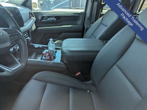 Used 2026 Chevrolet Tahoe Z71 w/ Z71 Off-Road Package AWD/4WD image 10