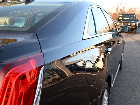 Used 2019 Cadillac XTS Luxury w/ Driver Awareness Package image 19