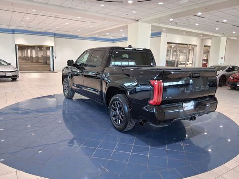 Used 2024 Toyota Tundra Platinum image 6