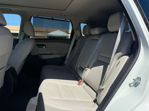 Certified 2021 Nissan Rogue SL w/ Premium Package image 9