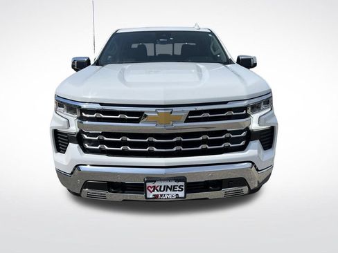 Used 2023 Chevrolet Silverado 1500 LTZ w/ Technology Package AWD/4WD image 4