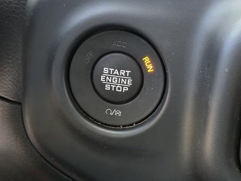 Used 2023 Jeep Wrangler Willys image 18