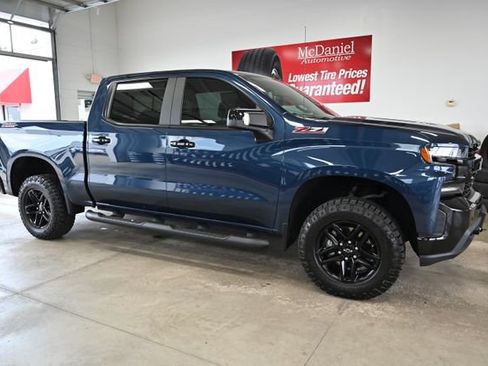 Used 2020 Chevrolet Silverado 1500 LT Trail Boss AWD/4WD image 4