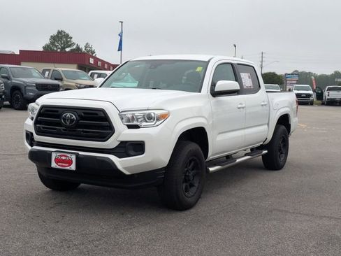 Used 2019 Toyota Tacoma SR w/ SR Convenience Package AWD/4WD image 6