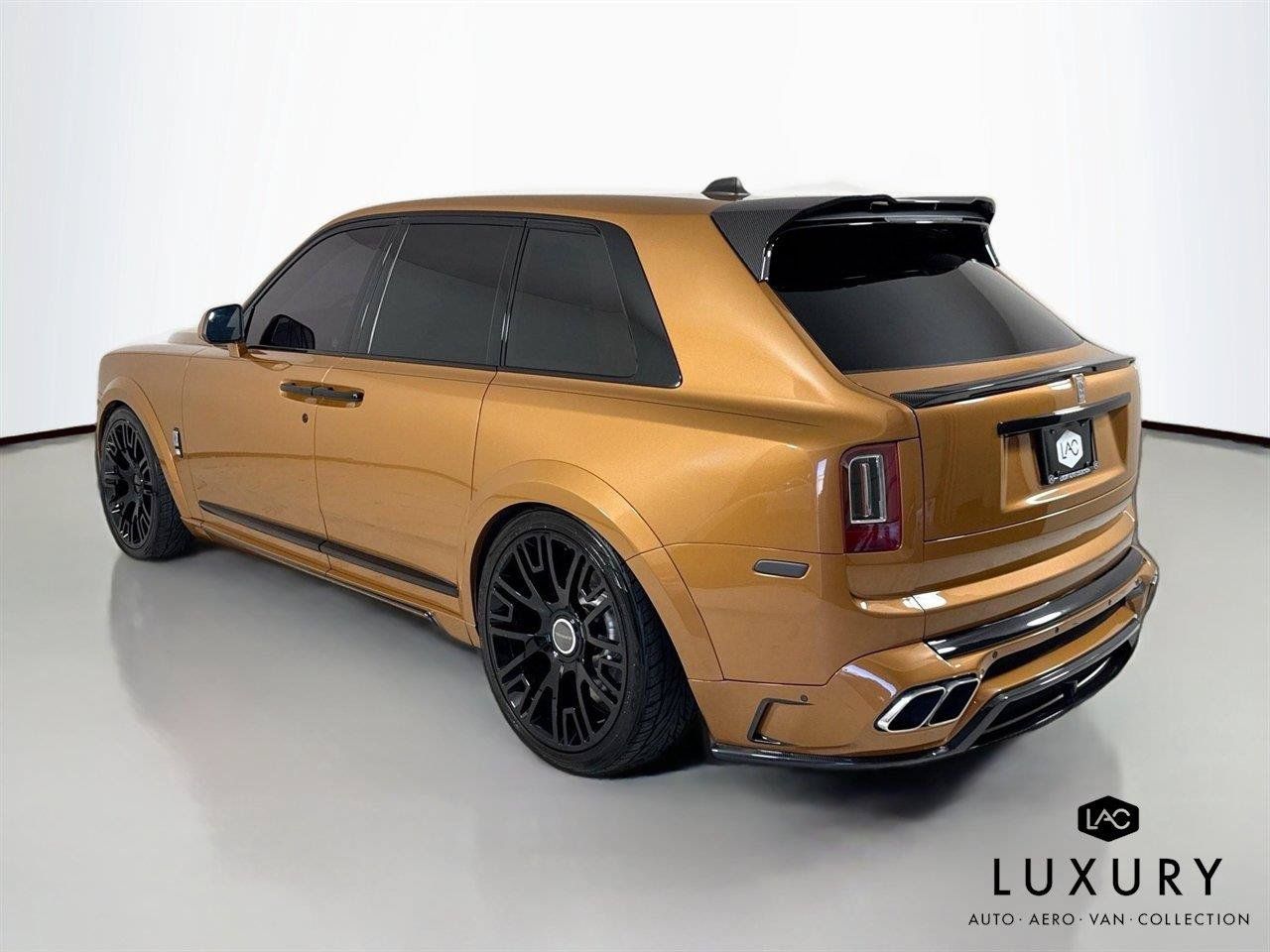 Used 2021 Rolls-Royce Cullinan AWD/4WD image 9
