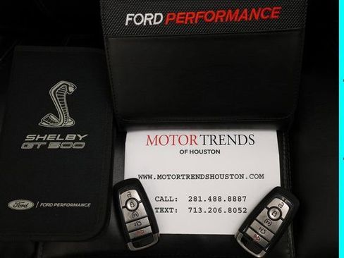 Used 2021 Ford Mustang Shelby GT500 w/ Carbon Fiber Track Pack RWD image 49