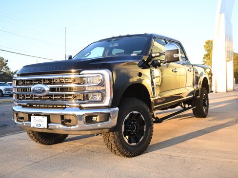 New 2026 Ford F250 King Ranch w/ Tremor Off-Road Package image 15