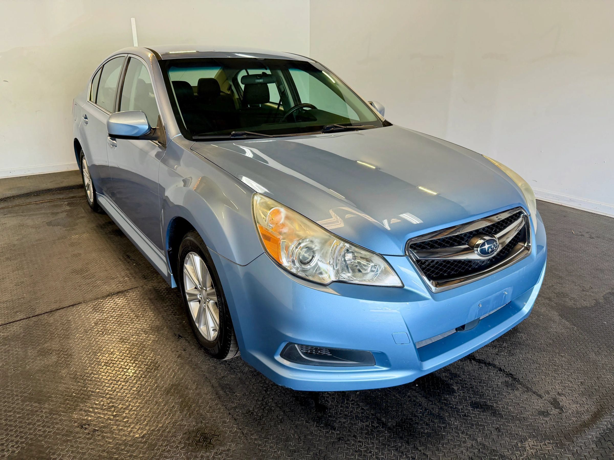 Used 2012 Subaru Legacy 2.5i Premium AWD/4WD image 4