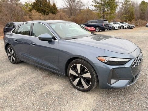 Used 2025 Audi A5 2.0T Premium Plus w/ Premium Plus image 3