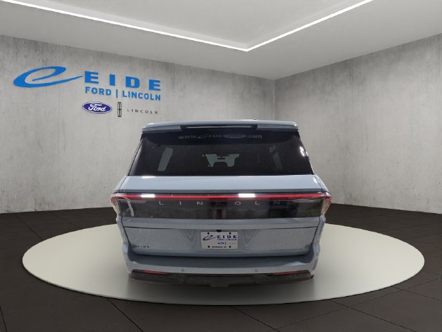 New 2027 Lincoln Navigator L Reserve w/ Jet Appearance Package AWD/4WD image 6