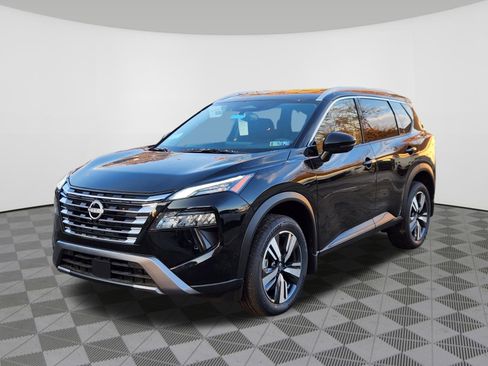 New 2025 Nissan Rogue SL w/ Tech Package image 2