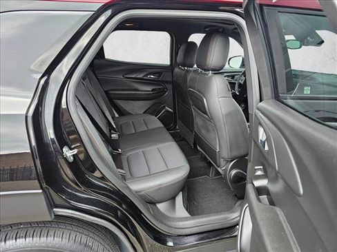 Used 2021 Chevrolet TrailBlazer RS w/ Sun and Liftgate Package image 11