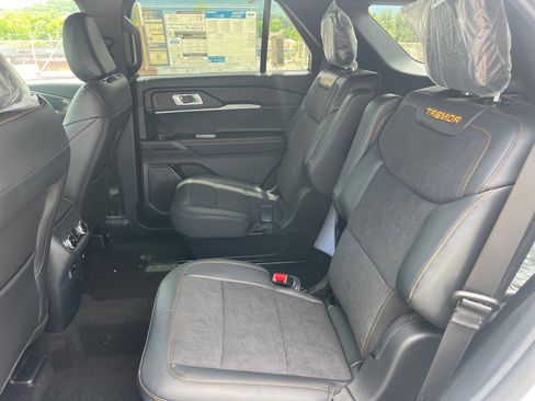 New 2026 Ford Explorer Tremor w/ Tremor Convenience Package AWD/4WD image 17