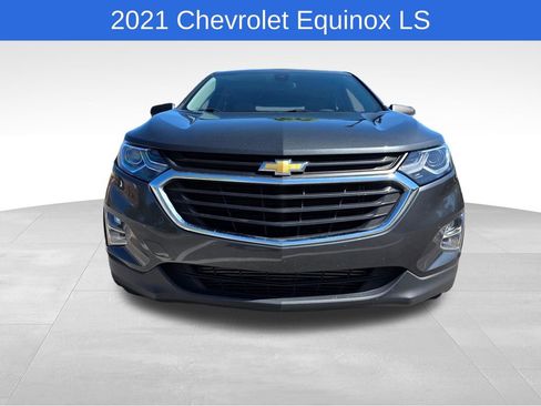 Used 2021 Chevrolet Equinox LS image 9