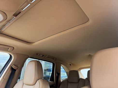 Used 2011 Porsche Cayenne AWD/4WD image 18