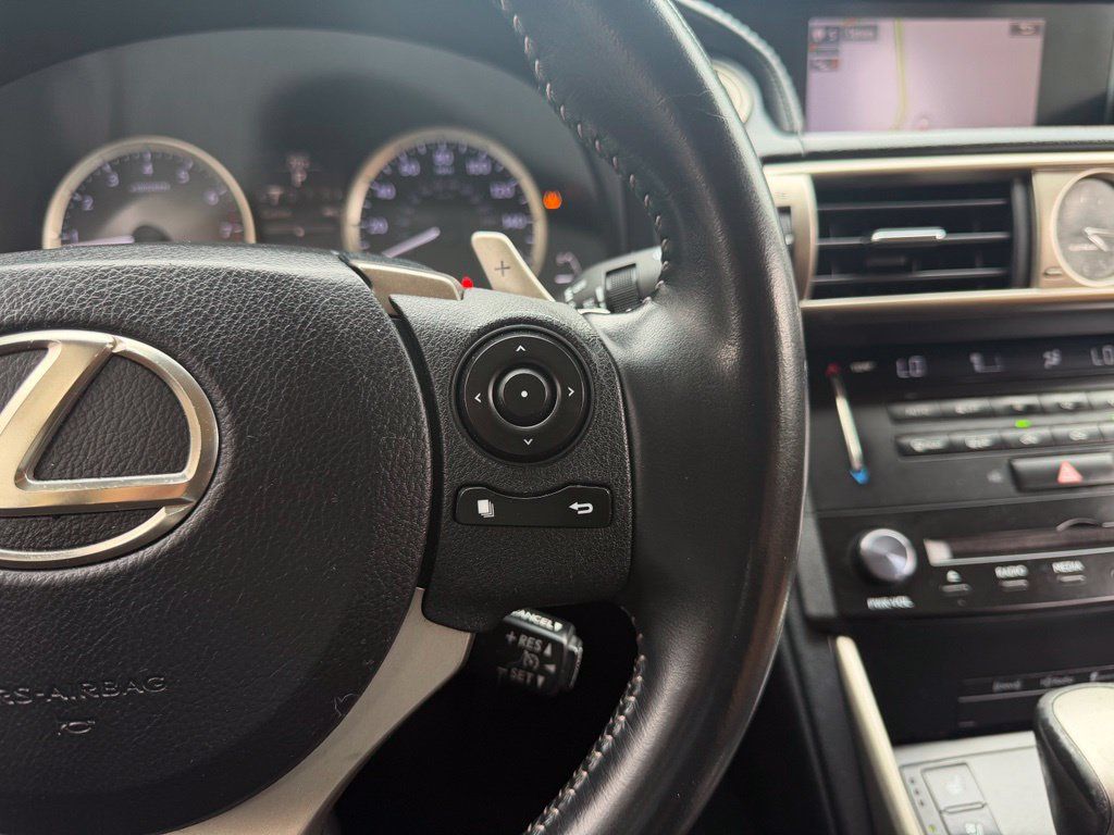 Used 2014 Lexus IS 350 w/ Navigation Package RWD image 20