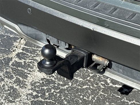 Certified 2021 Ford Explorer XLT w/ Equipment Group 202A image 13