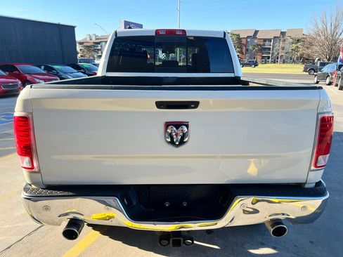 Used 2016 RAM 1500 Laramie w/ Convenience Group image 7