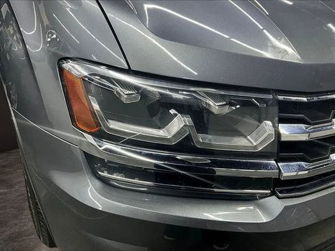 Used 2018 Volkswagen Atlas SEL FWD image 28
