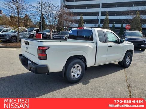 New 2026 Nissan Frontier S image 3