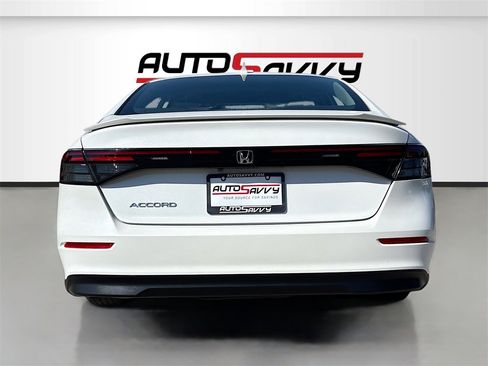 Used 2024 Honda Accord EX image 6
