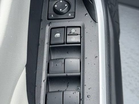 Certified 2019 Toyota RAV4 XLE w/ Convenience Package AWD/4WD image 20