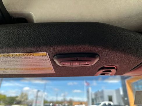 Used 2019 Jeep Wrangler Unlimited Sahara w/ Cold Weather Group AWD/4WD image 37